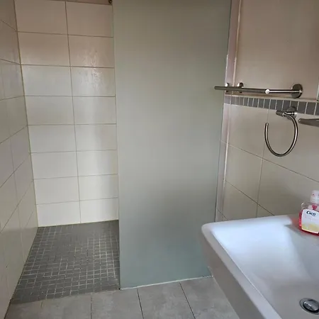 فندق Und Gaststaette Bierstuebchen Heiningen