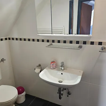 فندق Und Gaststaette Bierstuebchen Heiningen