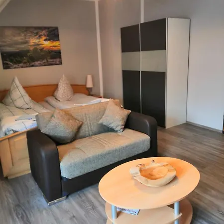 Und Gaststaette Bierstuebchen Heiningen