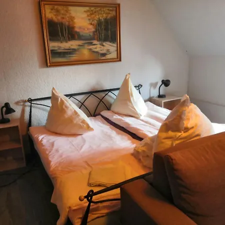 Und Gaststaette Bierstuebchen فندق