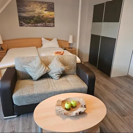 Und Gaststaette Bierstuebchen *